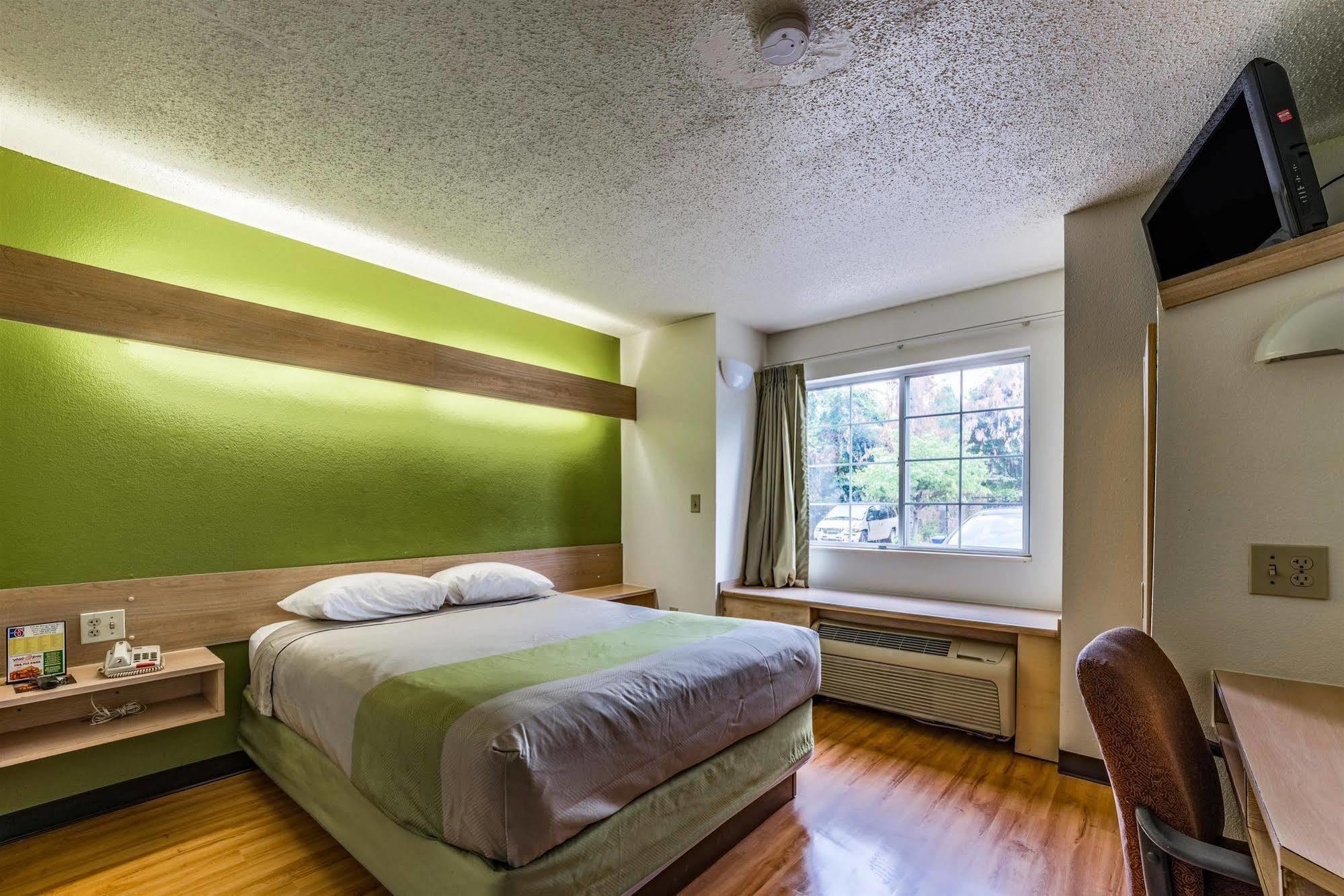 Motel 6-Charlotte, Nc - University Exteriér fotografie